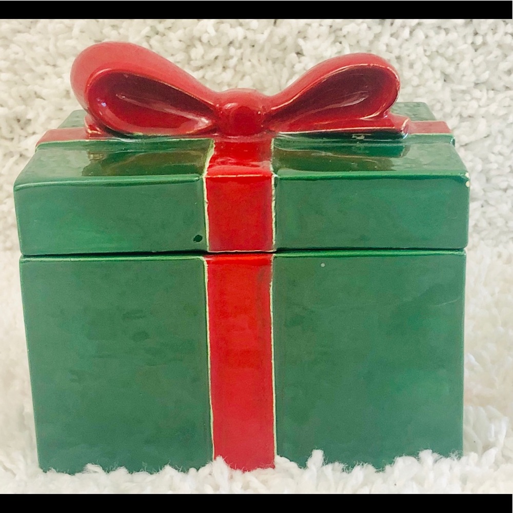Ribbon Ceramic Gift Box Trinket Box